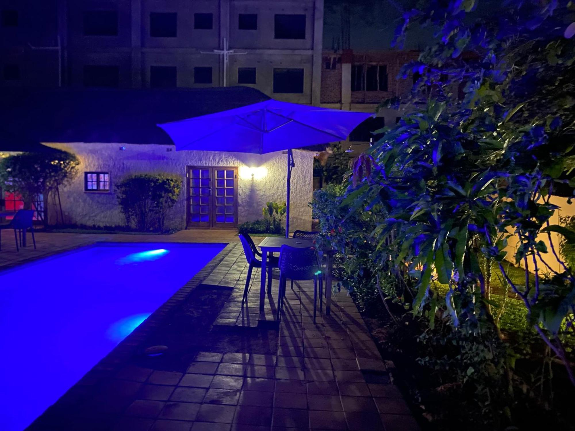 The Little Outlook Bed & Breakfast Air Terjun Victoria Bagian luar foto
